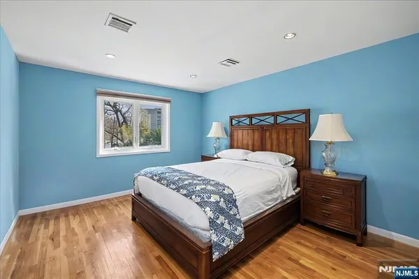 $1,029,000 | 376 Kenwood Street, Unit 9, Englewood, NJ 07631
