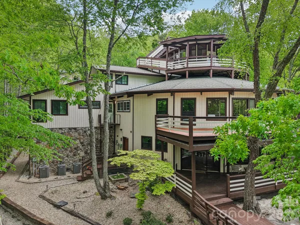 $1,995,000 | 295-291 Dills Road, Bryson City, NC 28713