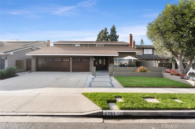 $2,899,000 | 2761 Bunting Circle, Costa Mesa, CA 92626