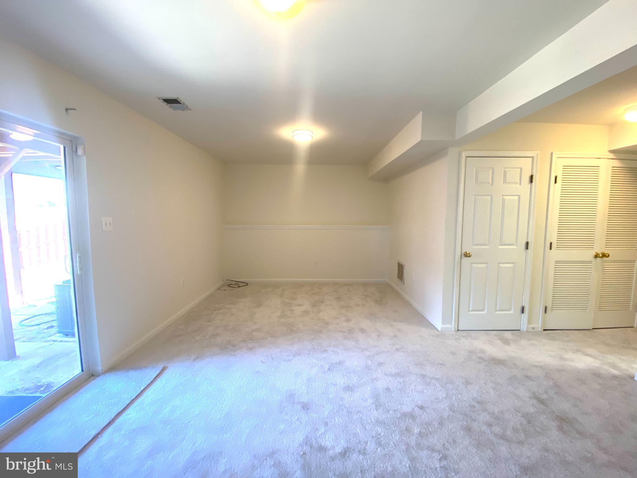 17324 Sligo Loop Dumfries, VA 22026 - Photo 27 of 39 an empty room with a empty space