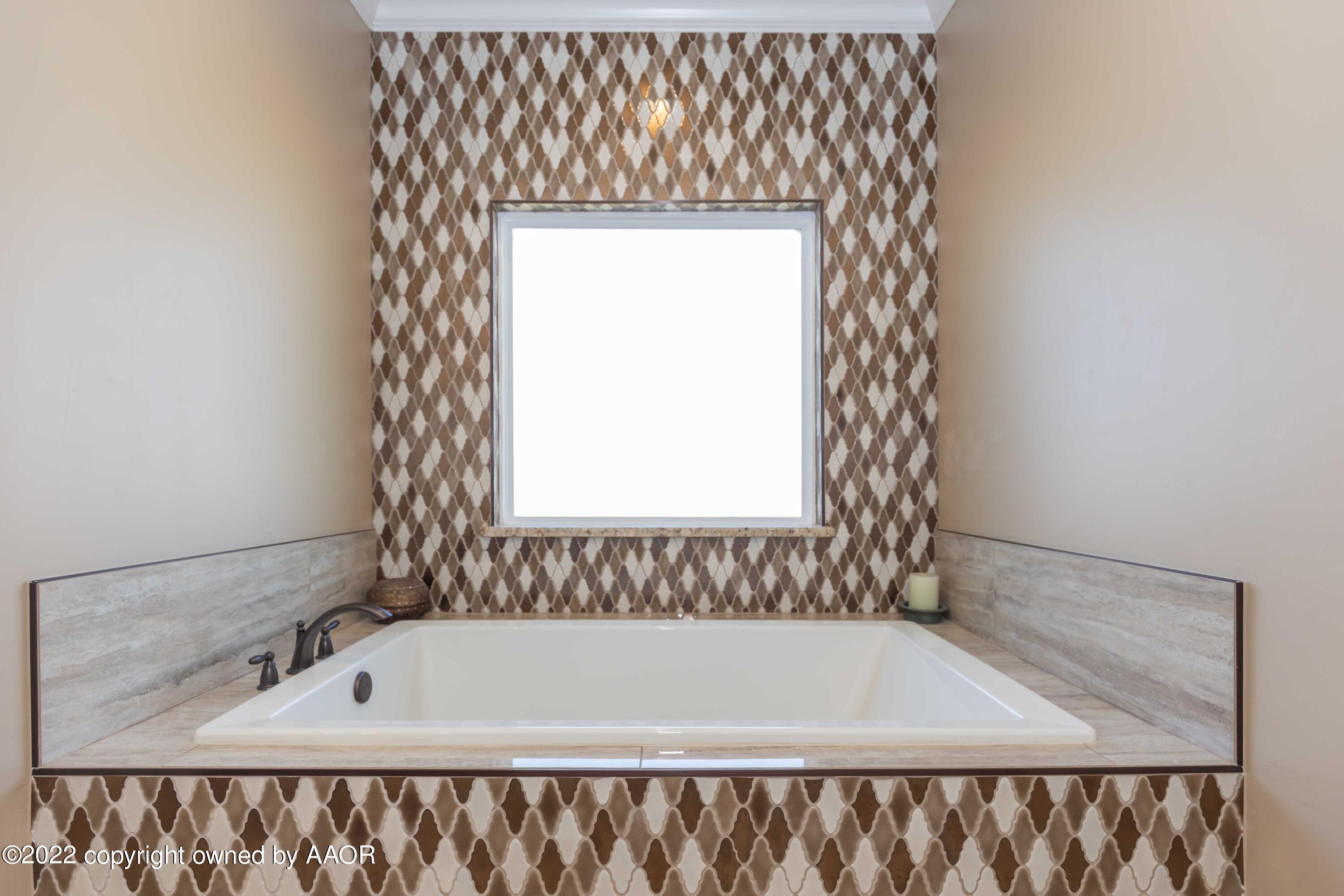 13487 Silverpointe Road Amarillo, TX 79124 - Photo 36 of 65 MASTER BATH VIEW 3