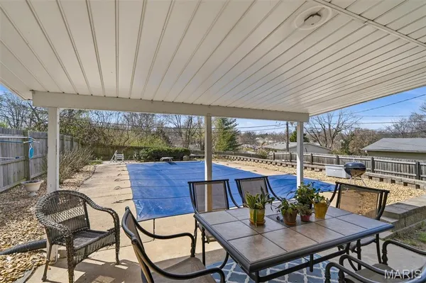$200,000 | 1528 Ville Rosa Lane, Hazelwood, MO 63042