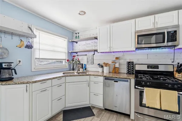 $200,000 | 1528 Ville Rosa Lane, Hazelwood, MO 63042