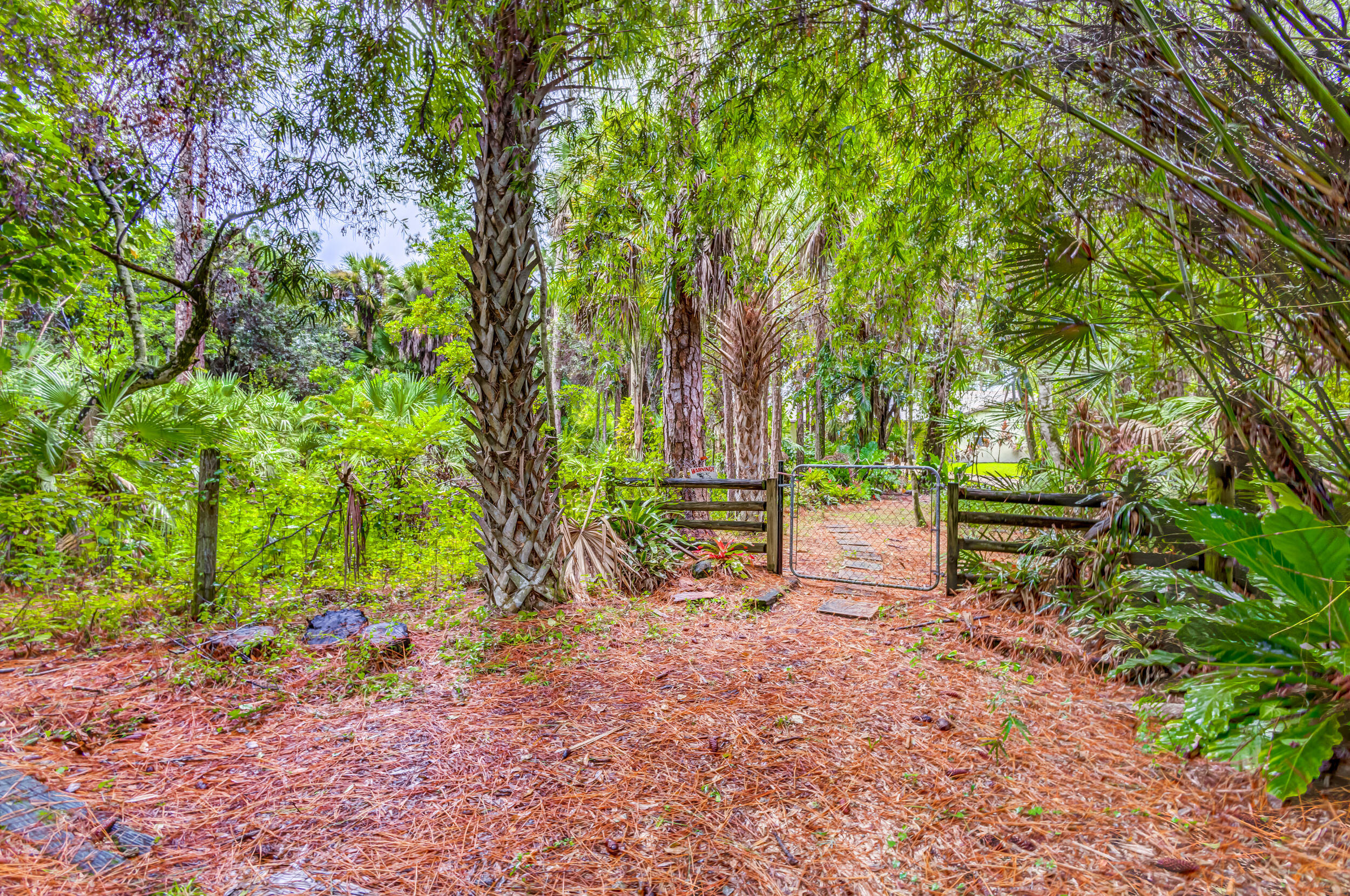 13578 Edith Road Loxahatchee Groves, FL 33470 - Photo 56 of 69 31b Ext Entrance from Front Parking
