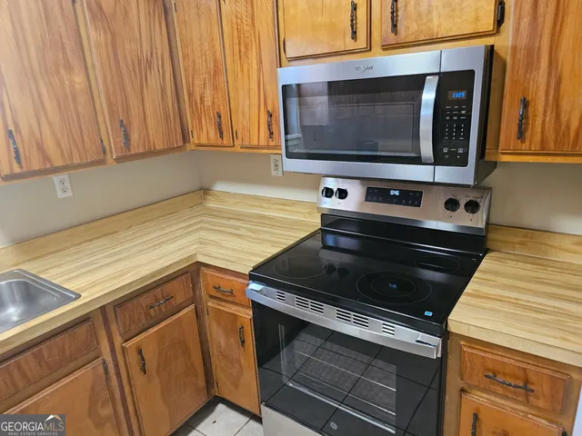 $1,300 | 556 Chateau Circle, St. Marys, GA 31558