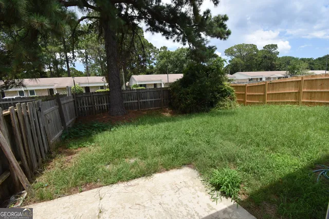 $1,300 | 556 Chateau Circle, St. Marys, GA 31558