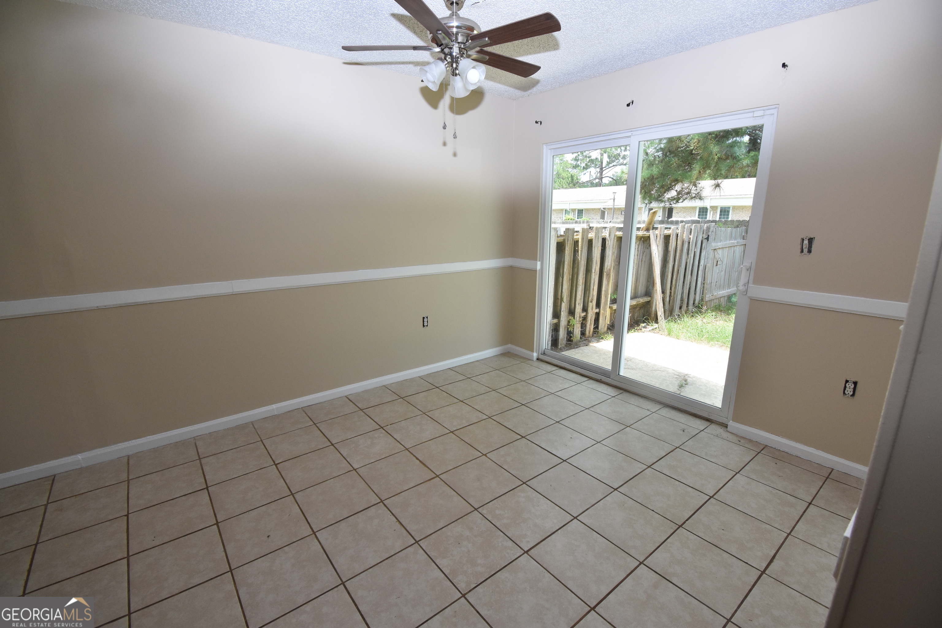 556 Chateau Circle St. Marys, GA 31558 - Photo 6 of 16