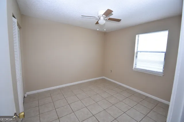 $1,300 | 556 Chateau Circle, St. Marys, GA 31558