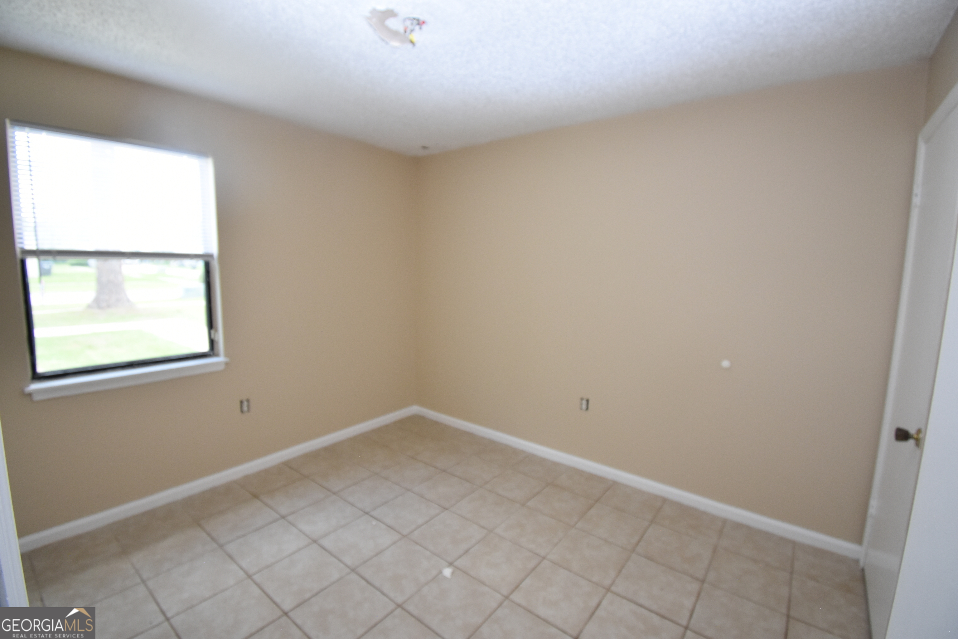 556 Chateau Circle St. Marys, GA 31558 - Photo 10 of 16