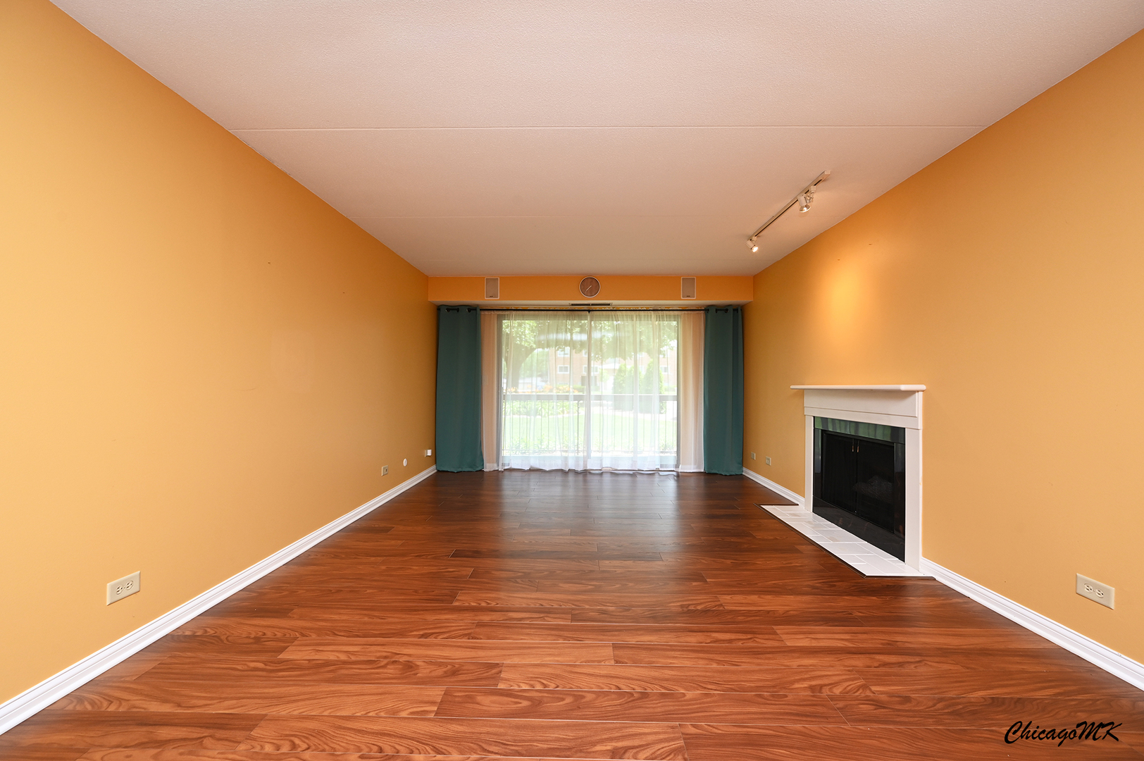 620 South York Road, Unit 101 Bensenville, IL 60106 - Photo 2 of 39 Gallery Image 2