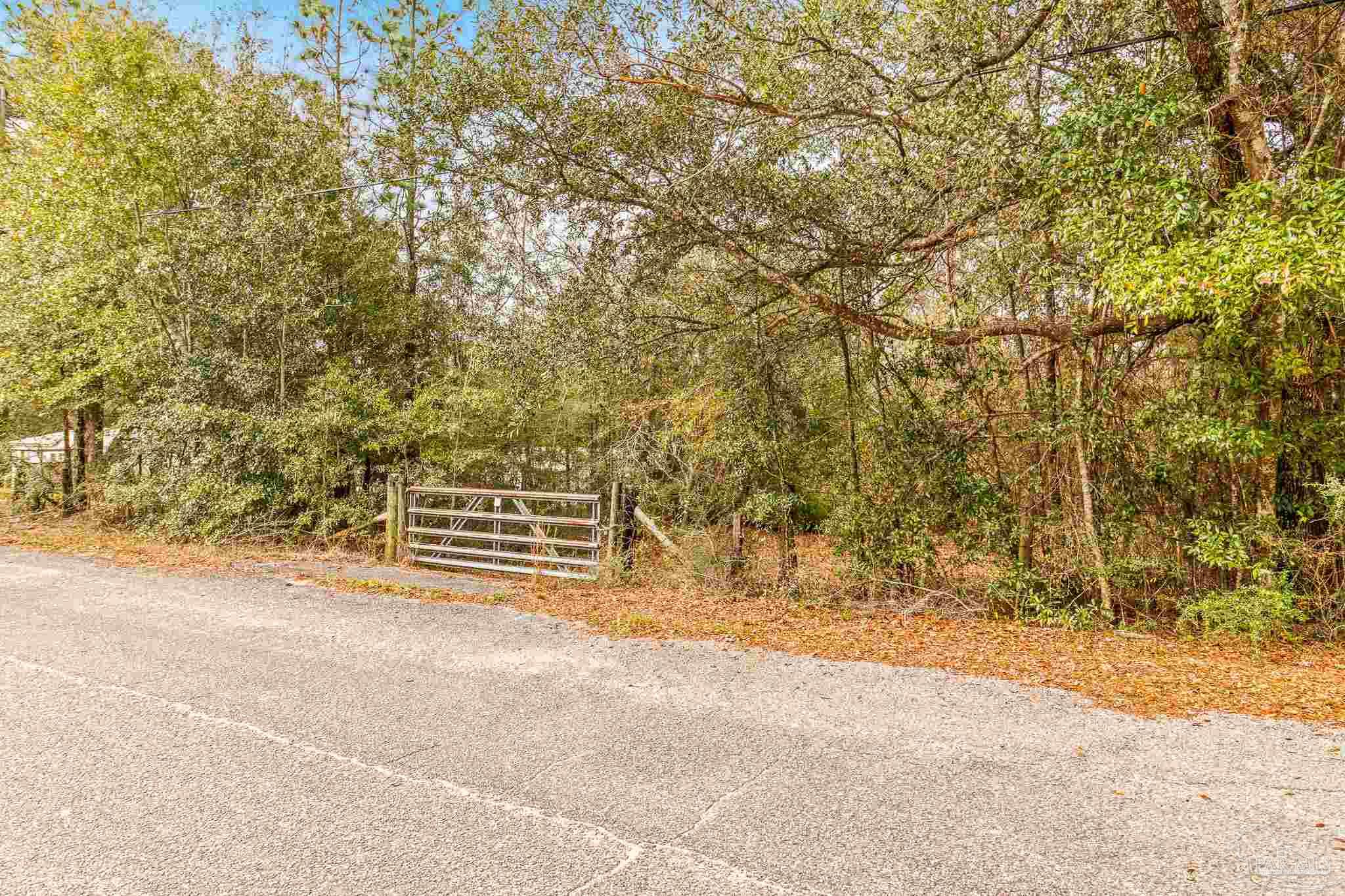 5169 East Lake Road Milton, FL 32583 - Photo 1 of 19 Gallery Image 1