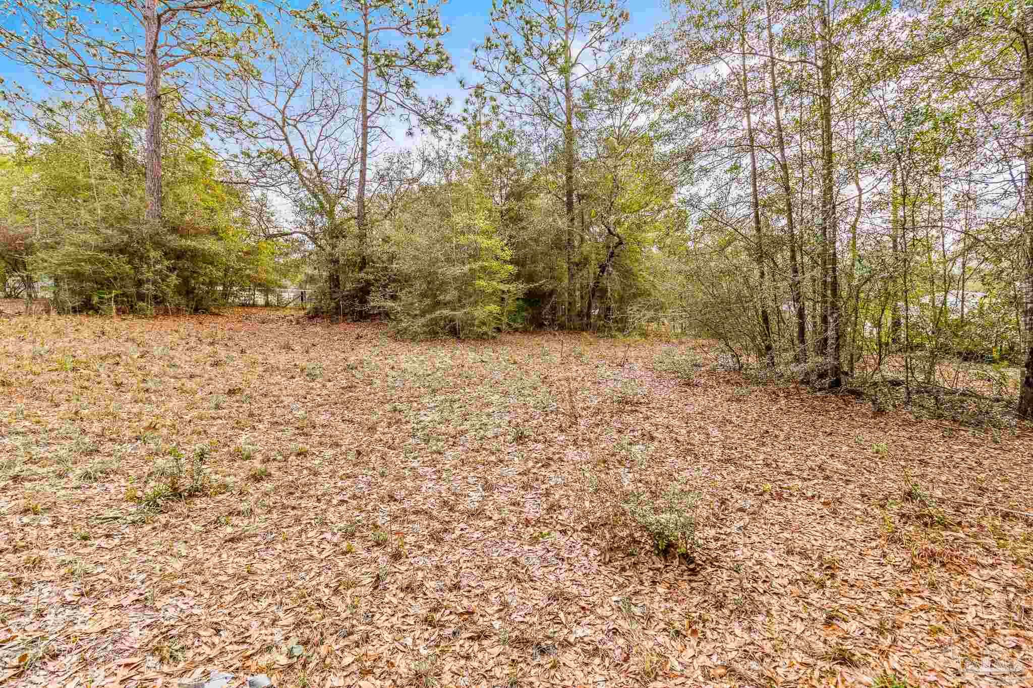 5169 East Lake Road Milton, FL 32583 - Photo 17 of 19 Gallery Image 17
