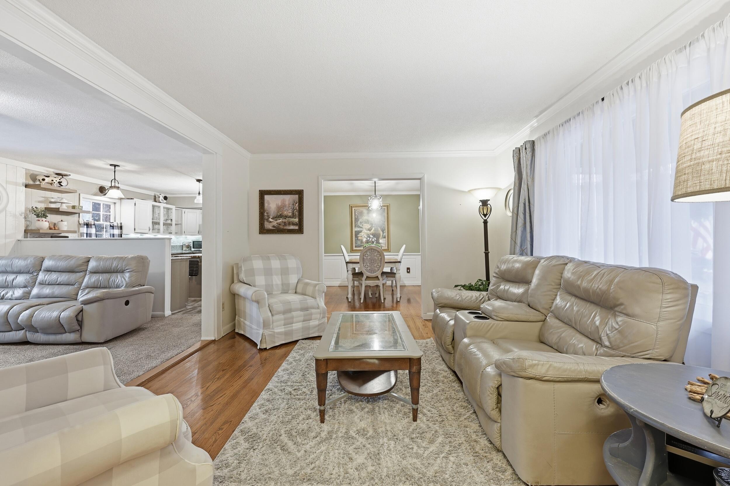 108 County Rd S-18-491 Summerville, SC 29485 - Photo 3 of 28 5_ru4a1068