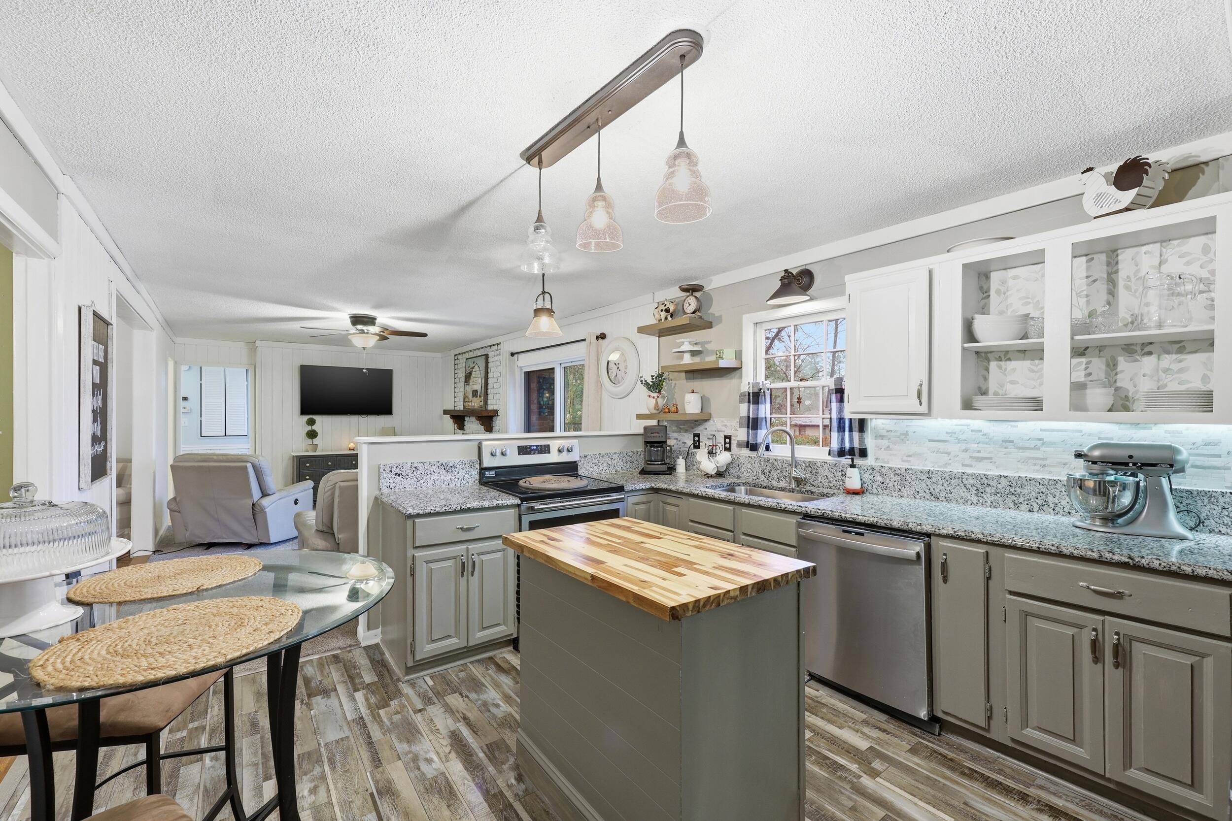 108 County Rd S-18-491 Summerville, SC 29485 - Photo 8 of 28 14_ru4a1093