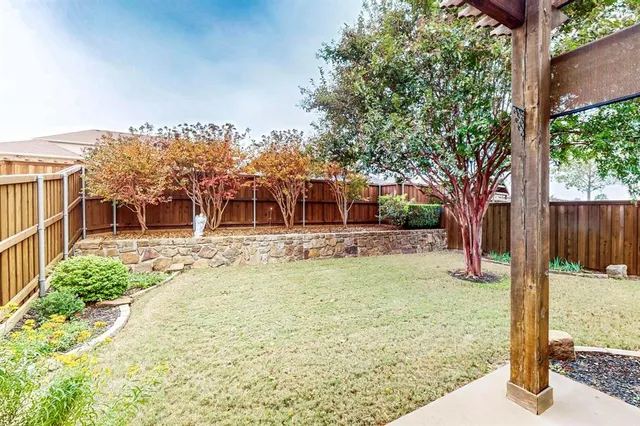 a view of a house with garden