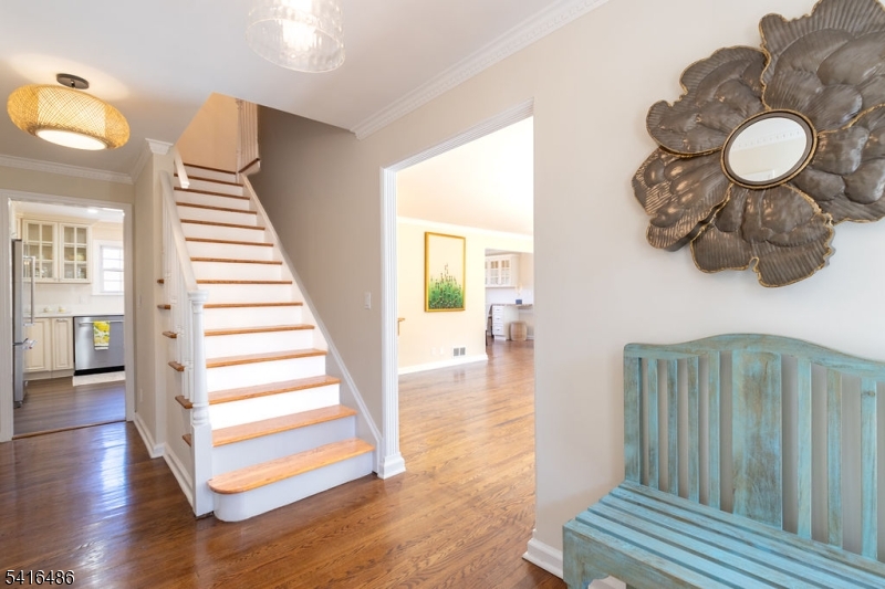 5 St Clair Road Morristown, NJ 07960 - Photo 4 of 49