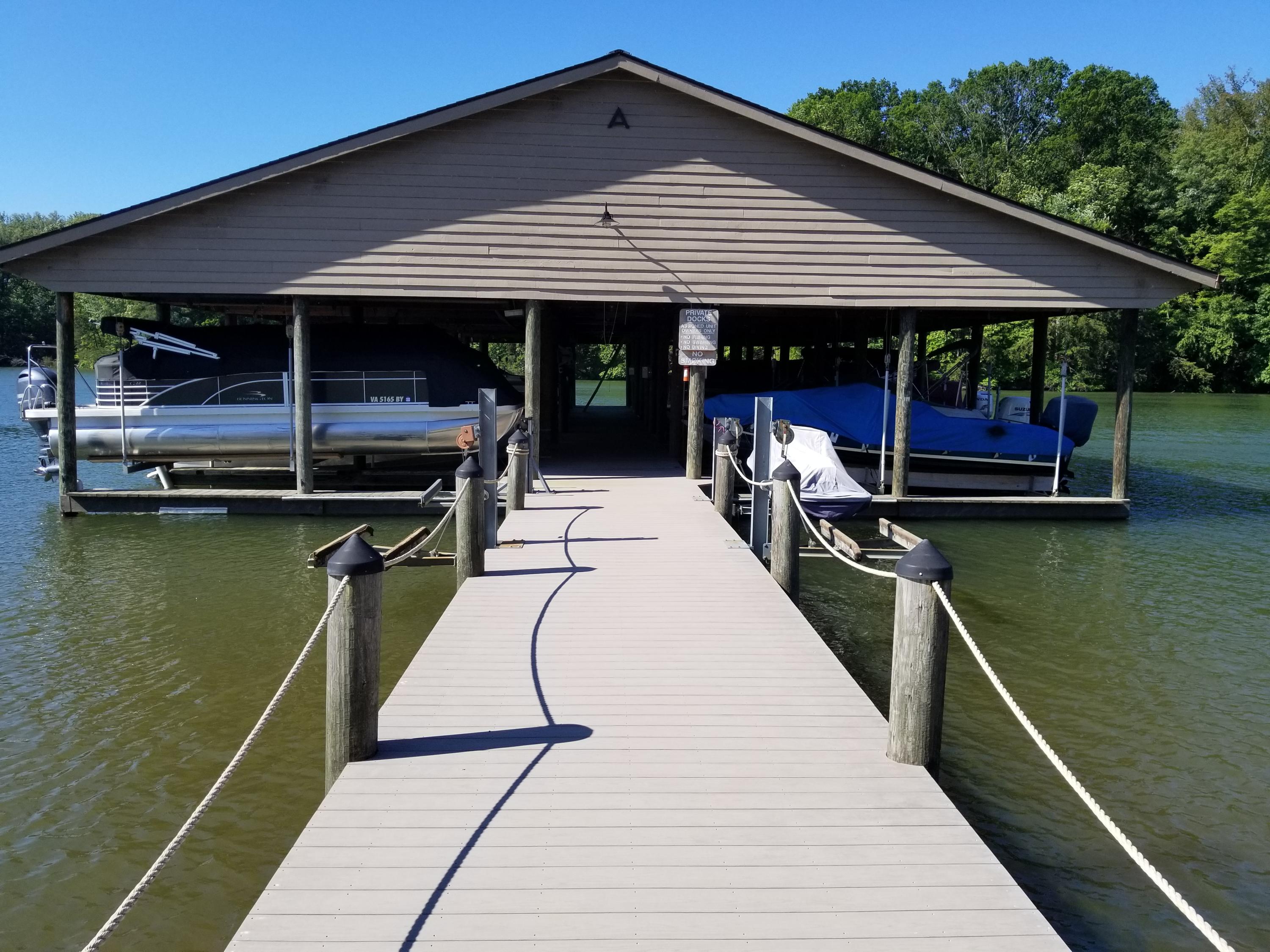 600 Monte Vista Road, Unit 803 Union Hall, VA 24176 - Photo 20 of 26 New decking