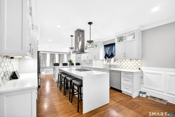 $485,000 | 37 Edward Street, East Haven, CT 06512