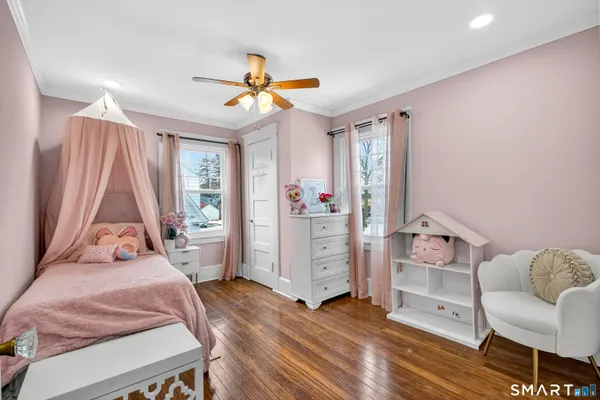$485,000 | 37 Edward Street, East Haven, CT 06512