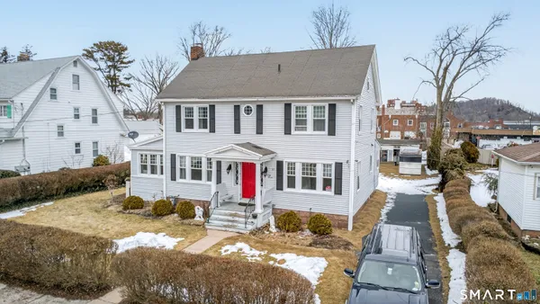 $485,000 | 37 Edward Street, East Haven, CT 06512
