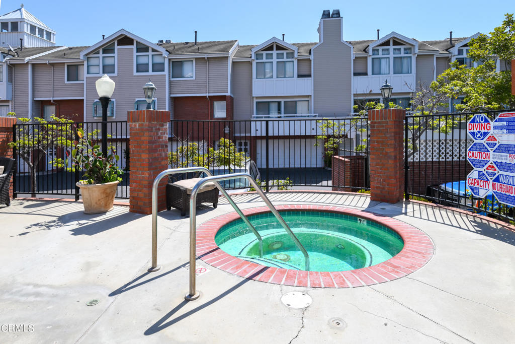 865 South B Street, Unit Q1 Oxnard, CA 93030 - Photo 15 of 16