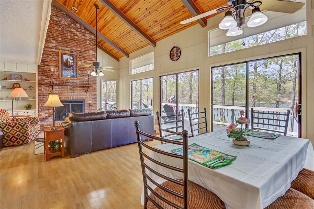 821 Seminole Point Road Fair Play, SC 29643 - Photo 12 of 48 Gallery Image 12