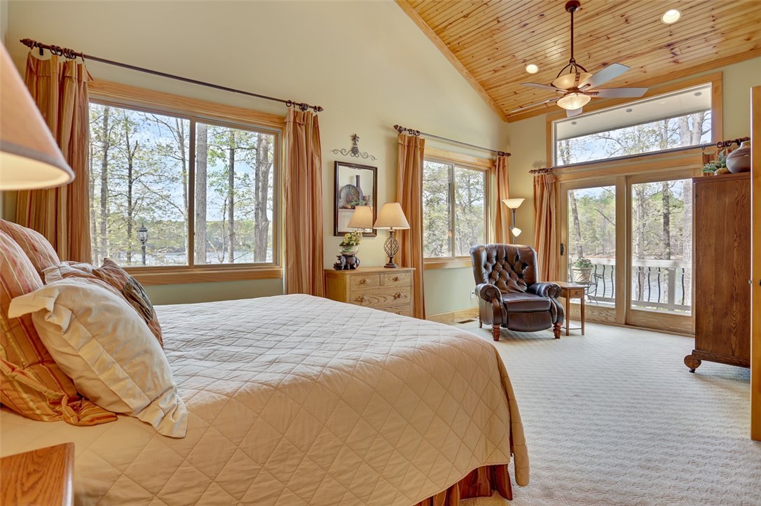 821 Seminole Point Road Fair Play, SC 29643 - Photo 28 of 48 Gallery Image 28