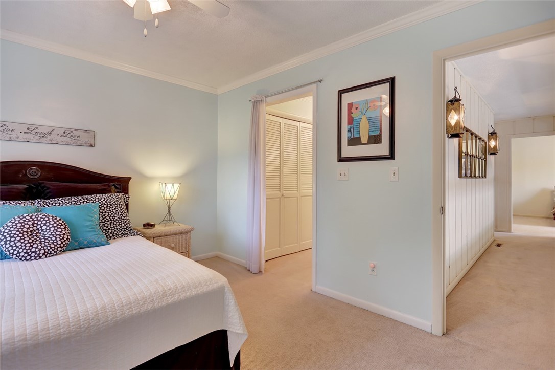 821 Seminole Point Road Fair Play, SC 29643 - Photo 40 of 48 Gallery Image 40