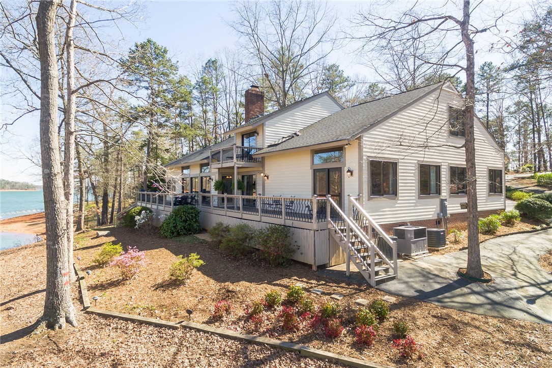 821 Seminole Point Road Fair Play, SC 29643 - Photo 46 of 48 Gallery Image 46