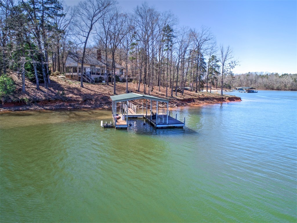 821 Seminole Point Road Fair Play, SC 29643 - Photo 5 of 48 Gallery Image 5