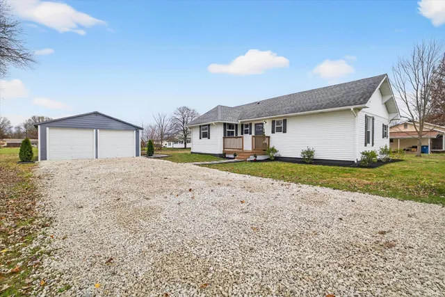 $139,000 | 624 East Ohio Street, Jasonville, IN 47438