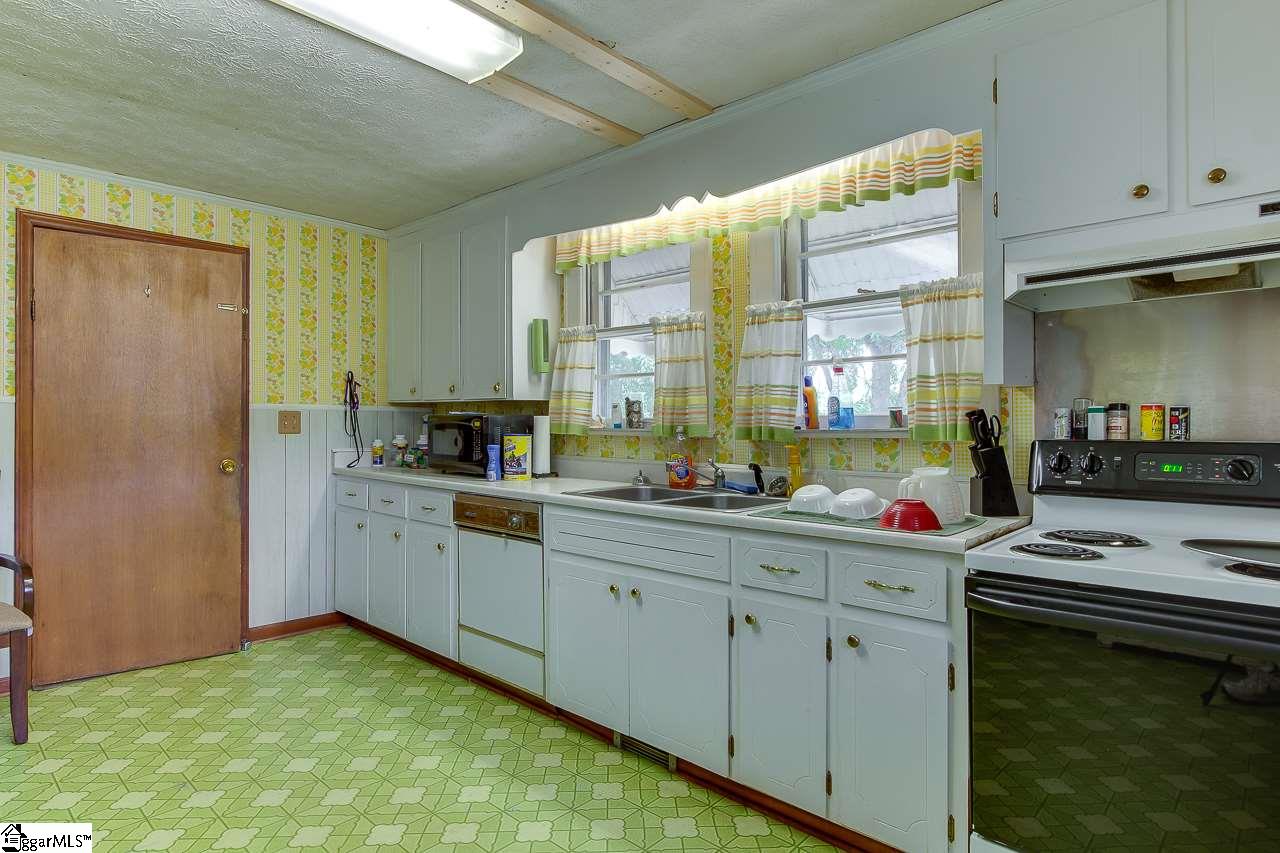 911 Hudson Road Greenville, SC 29615 - Photo 6 of 15 Gallery Image 6