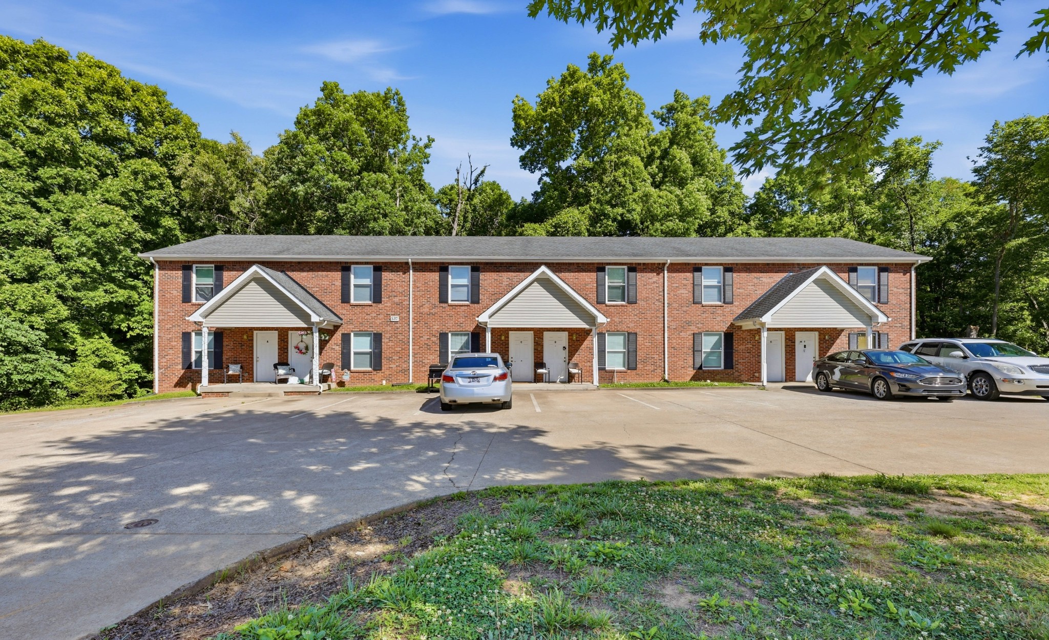 537 Peachers Ridge Road Clarksville, TN 37042 - Photo 3 of 20