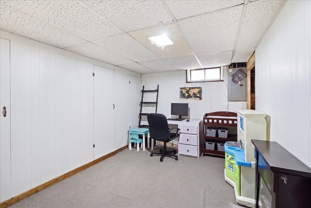 235 Pasco Road Springfield, MA 01151 - Photo 24 of 31 Gallery Image 24