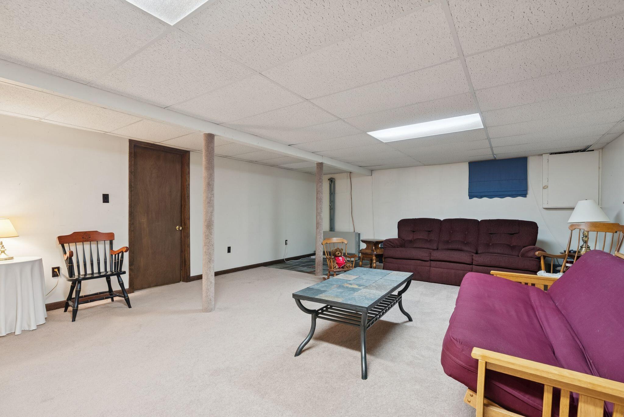 66 Rustic Lane Portland, ME 04103 - Photo 23 of 32 Family Room
