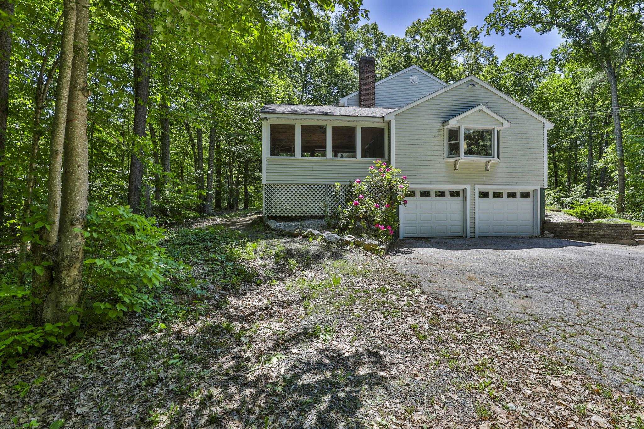 198 Wash Pond Road Hampstead, NH 03841 - Photo 5 of 31