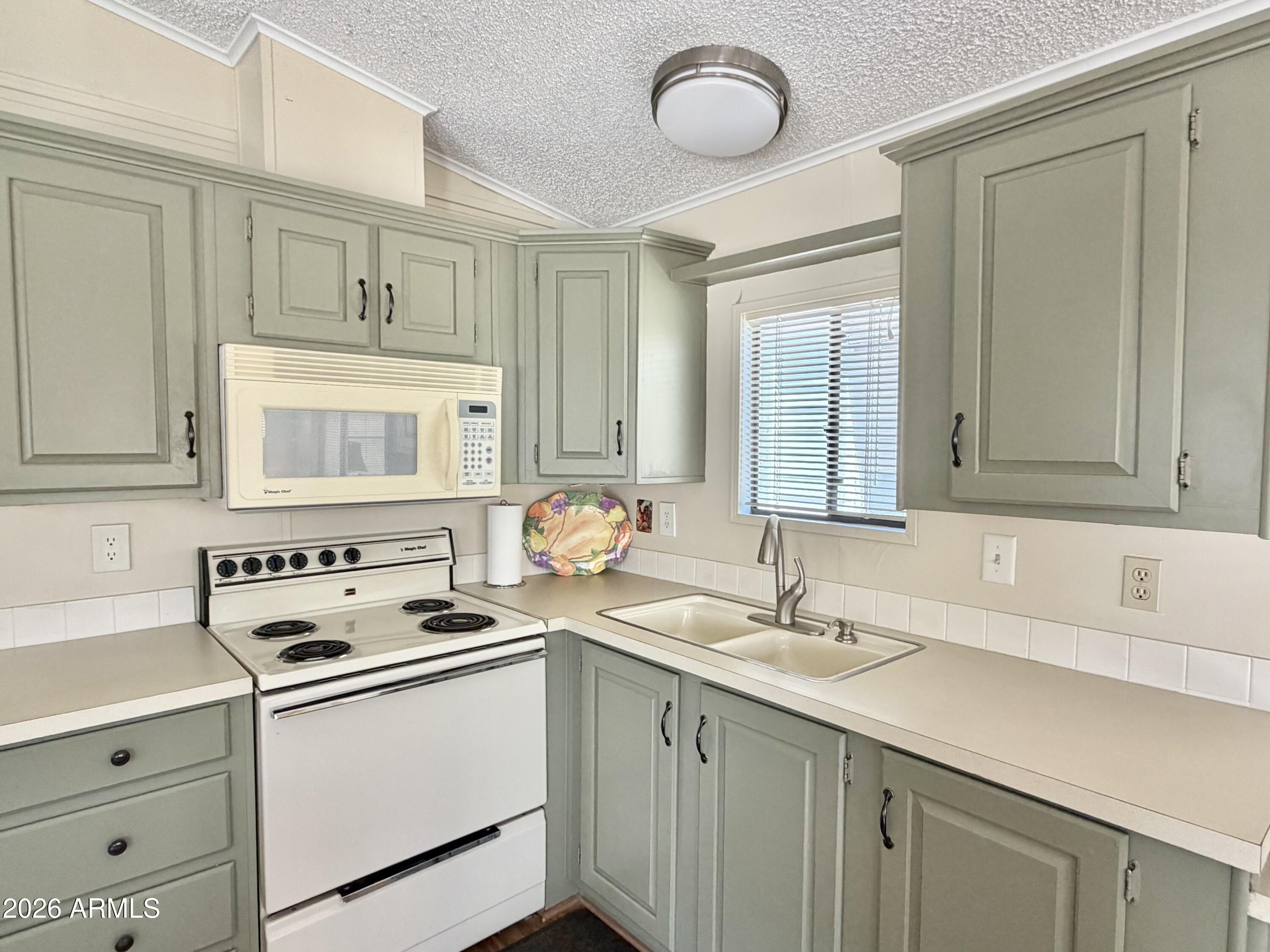 111 South Greenfield Road, Unit 294 Mesa, AZ 85206 - Photo 12 of 48 PLENTY OF CABINET SPACE