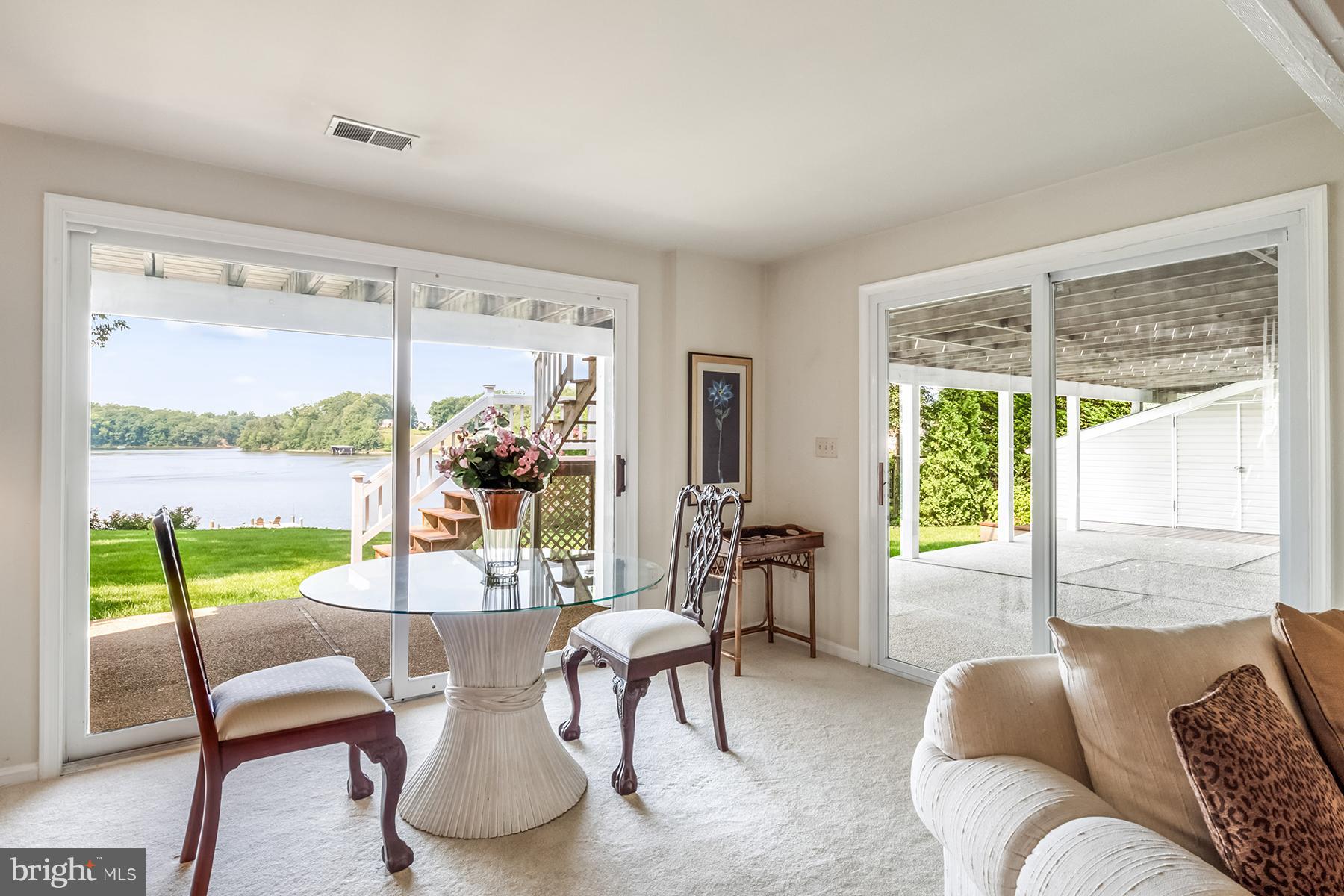 184 Southdown Road Edgewater, MD 21037 - Photo 20 of 30 Family room sitting area overlooking the water