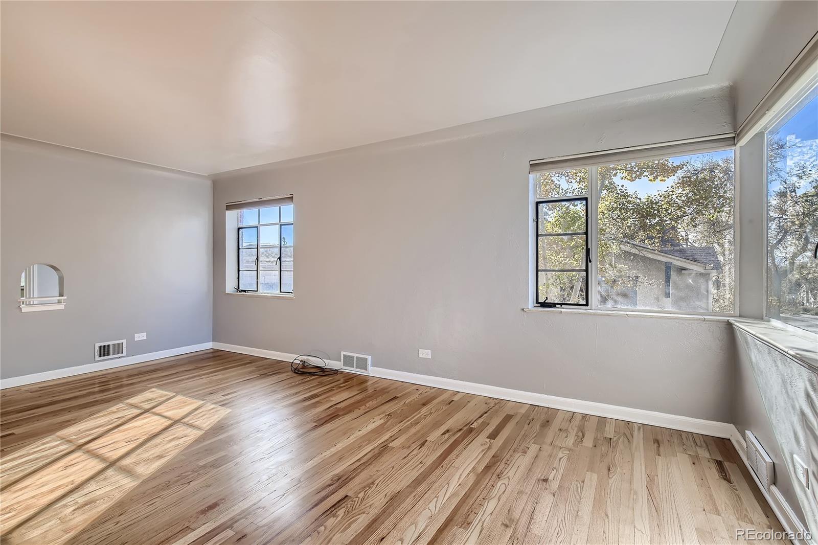 3076 Benton Street Wheat Ridge, CO 80214 - Photo 5 of 31 Gallery Image 5