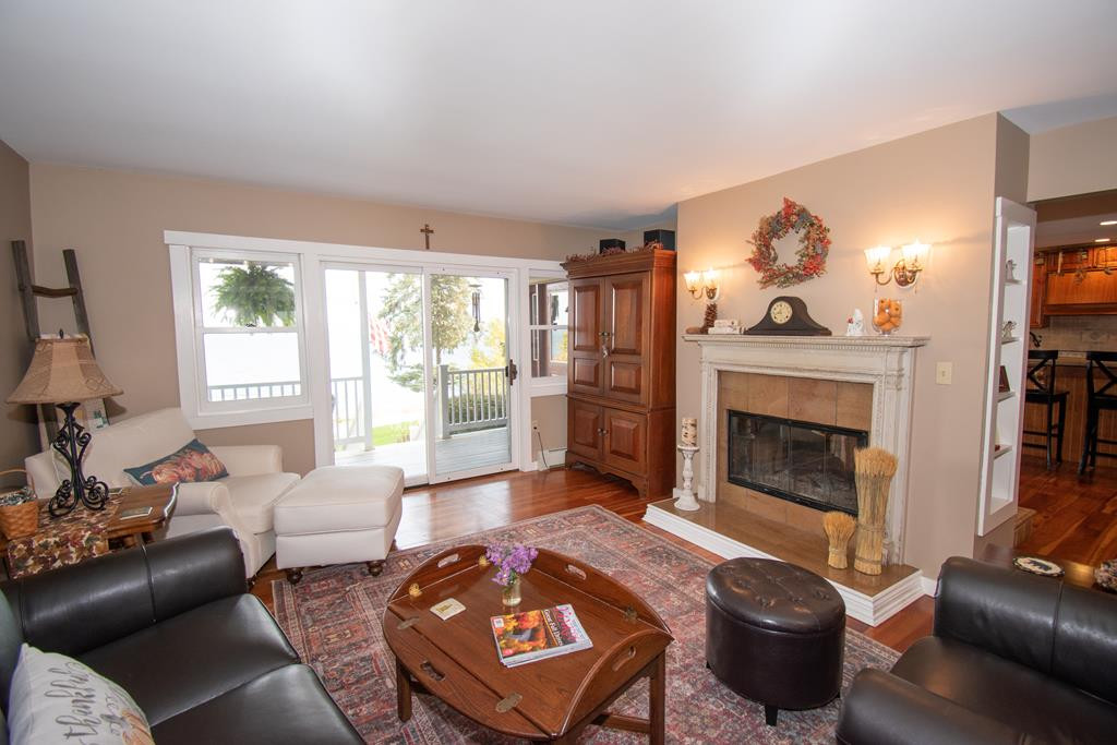 931 Cumberland Head Road Plattsburgh, NY 12901 - Photo 5 of 73 Gallery Image 5