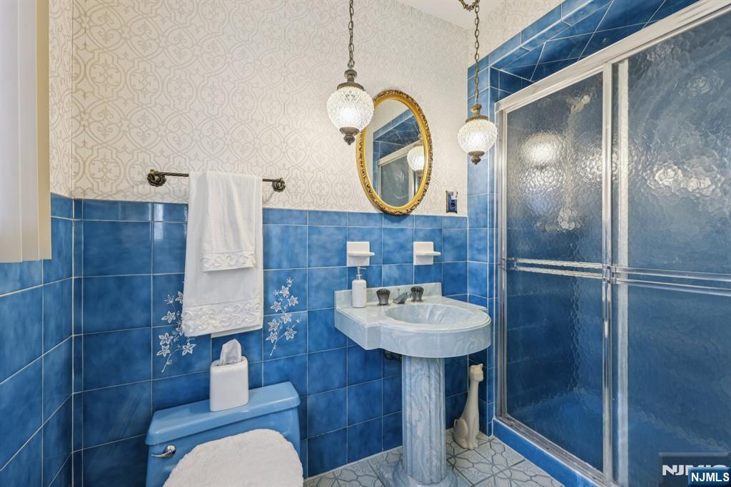 76 Church Street Alpine, NJ 07620 - Photo 29 of 44