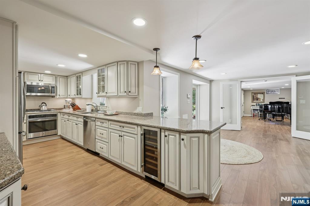 76 Church Street Alpine, NJ 07620 - Photo 34 of 44