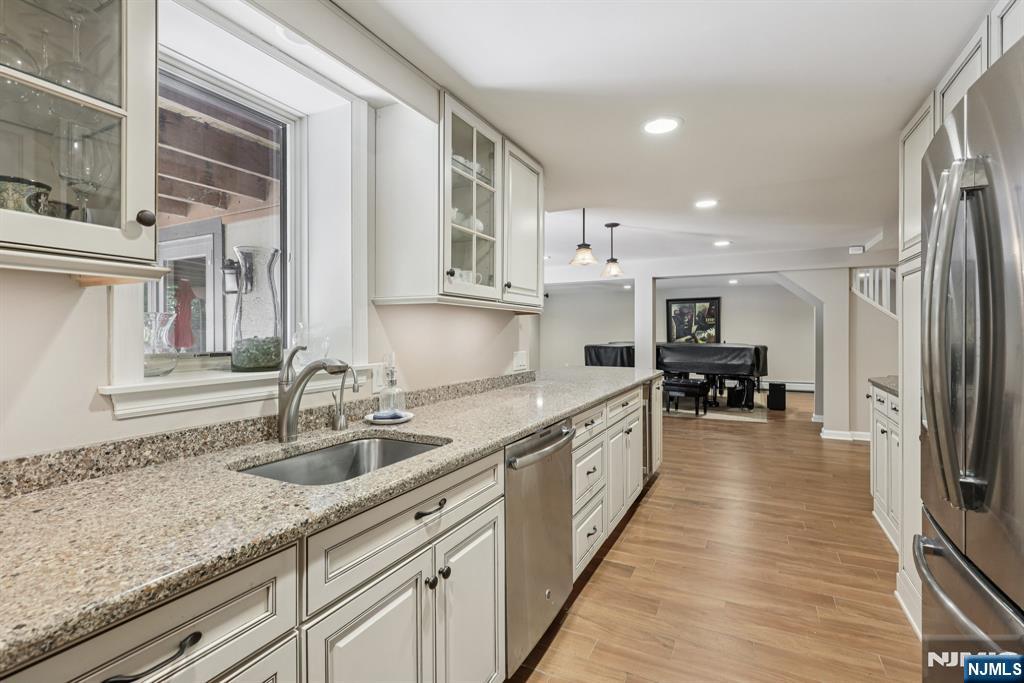 76 Church Street Alpine, NJ 07620 - Photo 36 of 44