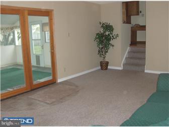 600 Warwick Road Fairless Hills, PA 19030 - Photo 2 of 12 Family Room