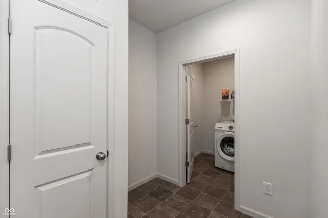 $412,900 | 4011 Spirea Drive, Plainfield, IN 46168