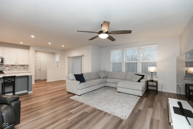 $412,900 | 4011 Spirea Drive, Plainfield, IN 46168