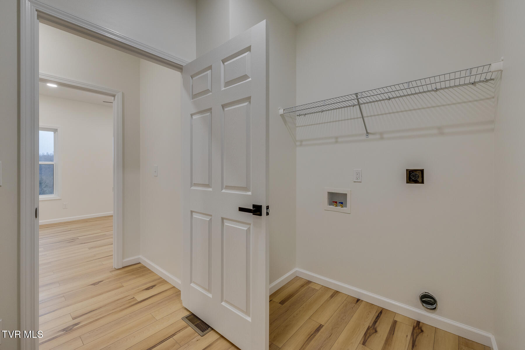 284 Old Charity Hill Road Elizabethton, TN 37643 - Photo 22 of 57 023