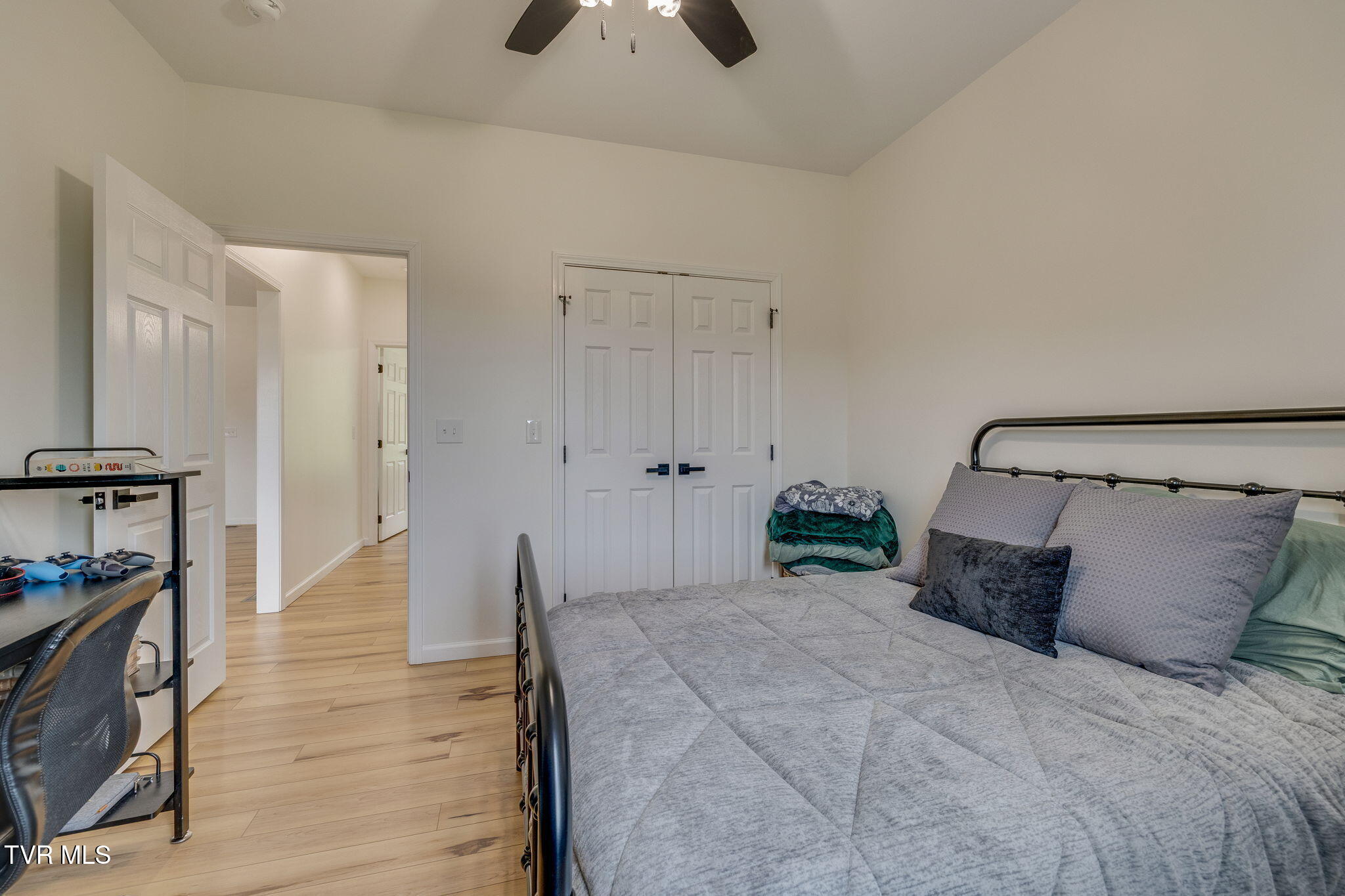 284 Old Charity Hill Road Elizabethton, TN 37643 - Photo 41 of 57 020