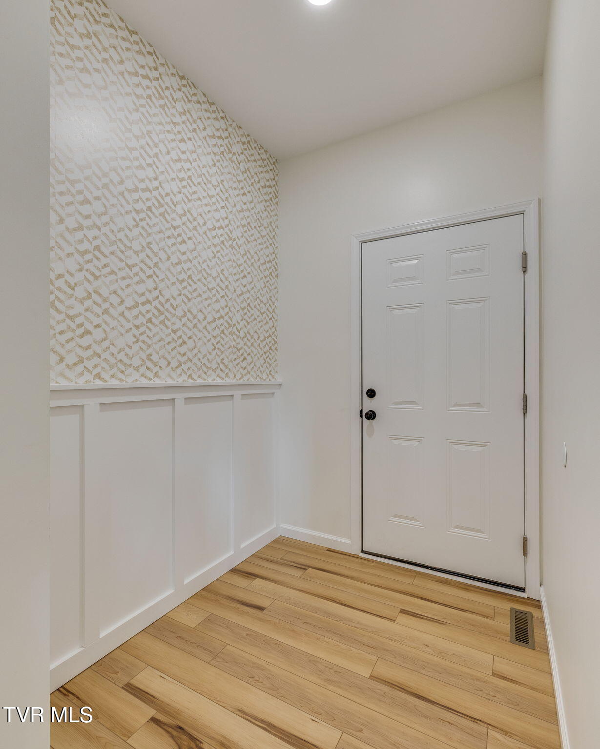 284 Old Charity Hill Road Elizabethton, TN 37643 - Photo 46 of 57 025