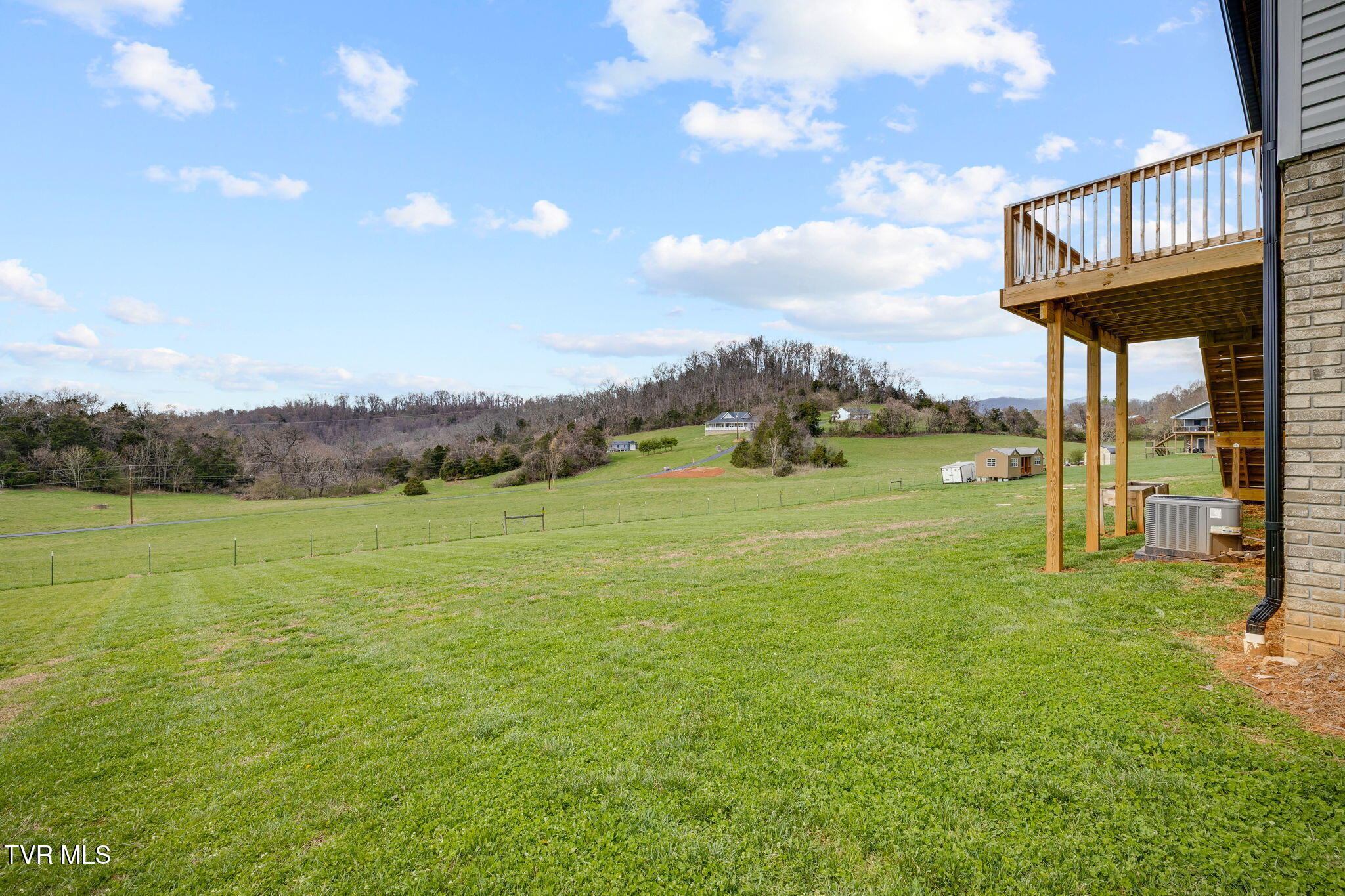 284 Old Charity Hill Road Elizabethton, TN 37643 - Photo 50 of 57 029